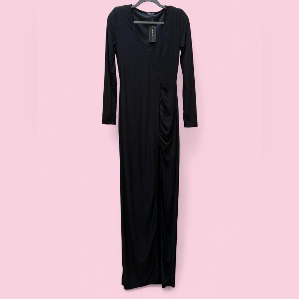 Fashion Nova Solid Black Slit Maxi Dress Size Medium Bodycon Sexy Vixen It Girl
